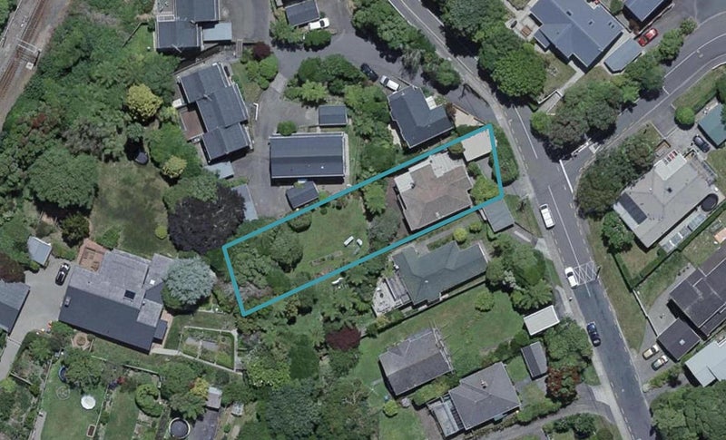 73 Delhi Crescent, Khandallah, Wellington - Carousel 1