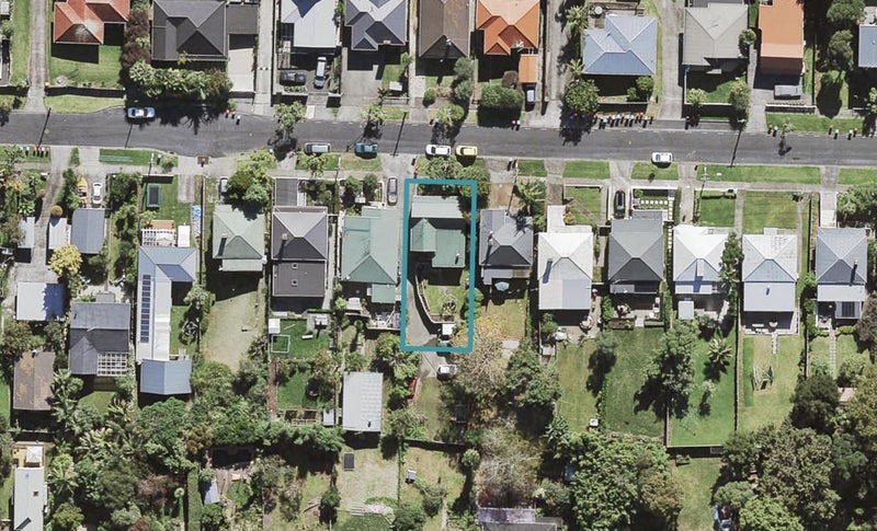 44 Fourth Avenue, Kingsland, Auckland - Carousel 1