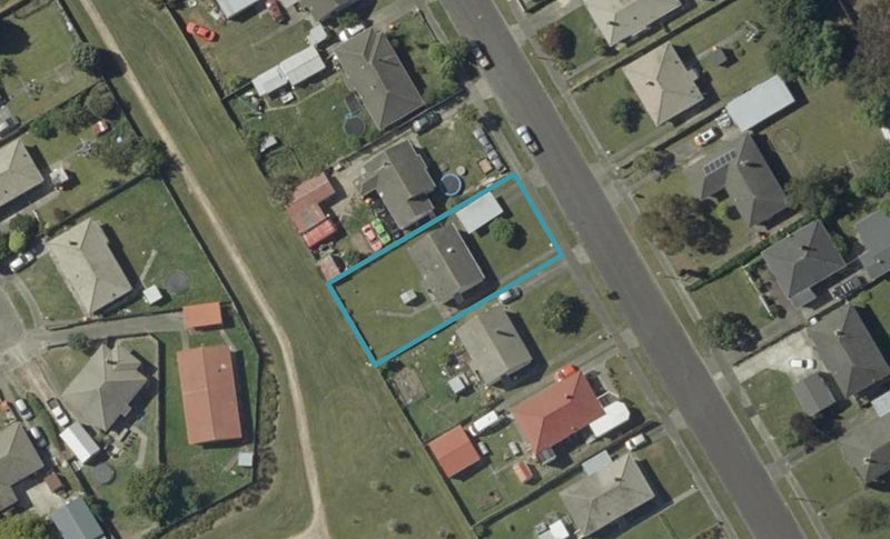 48 Clyde Crescent, Roslyn, Palmerston North - Carousel 1