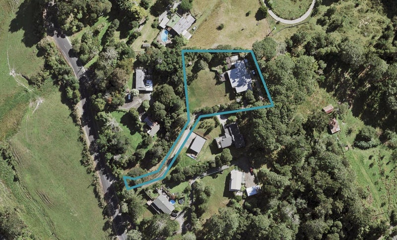 31 Kay Road, Swanson, Auckland - Carousel 1