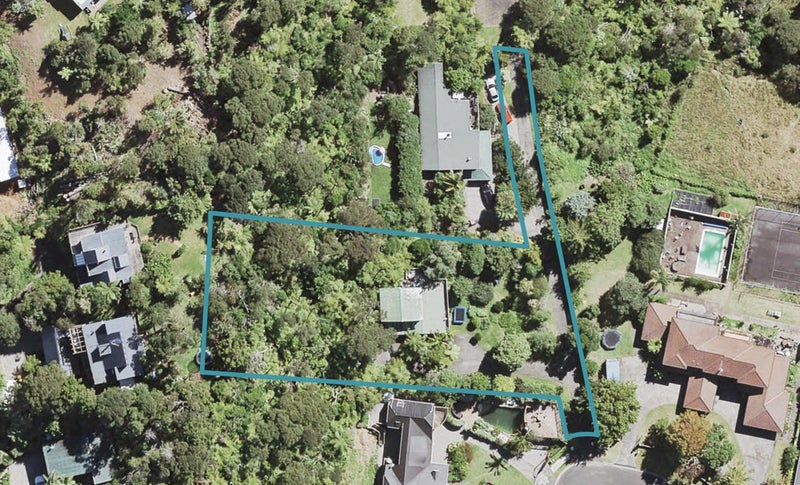 27 Laingfield Terrace, Laingholm, Auckland - Carousel 1