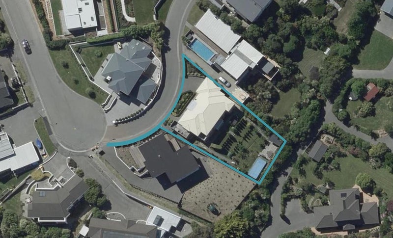 2 Sasaram Lane, Cashmere, Christchurch - Carousel 1