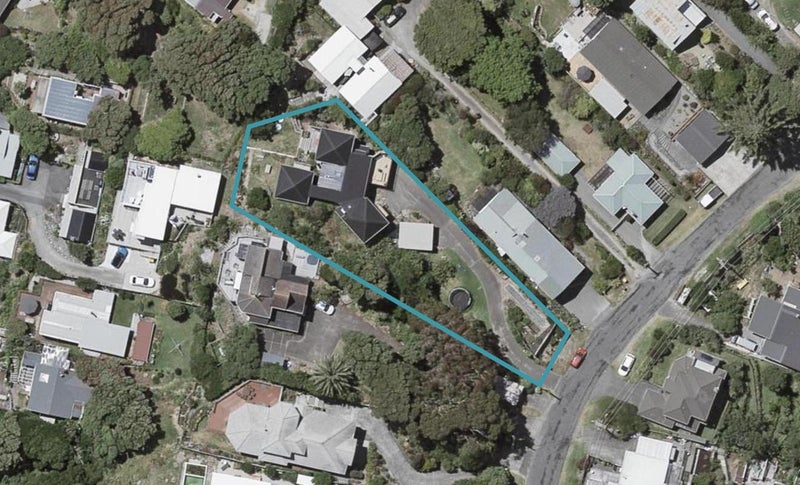 42 Forest Road, Raumati South, Paraparaumu - Carousel 1