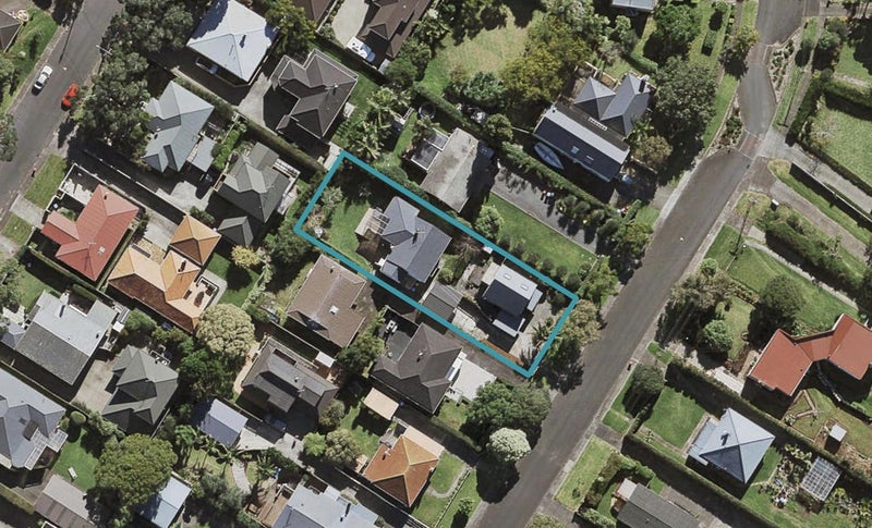 14A Kawau Road, Greenlane, Auckland - Carousel 1