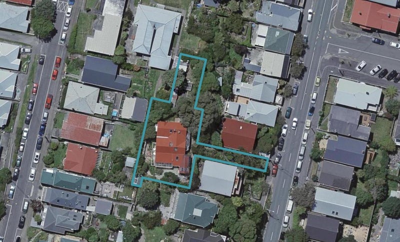 300 Adelaide Road, Newtown, Wellington - Carousel 1