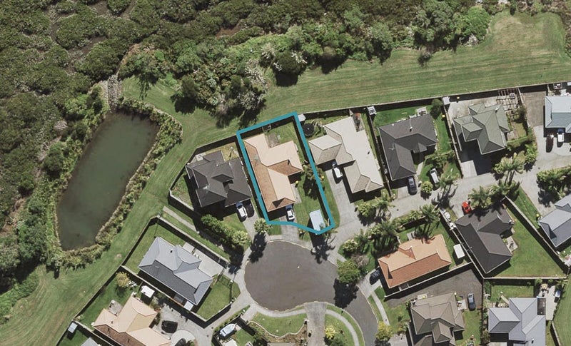 14 Parkstone Place, Favona, Auckland - Carousel 1
