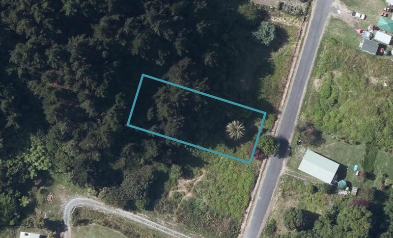 17 Opoutama Road, Māhia - Carousel 1