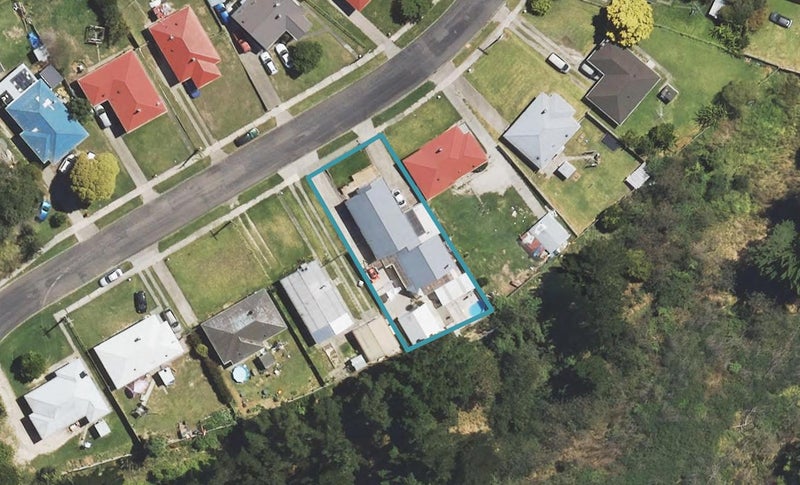 34 Oxford Street, Kaiti, Gisborne - Carousel 1