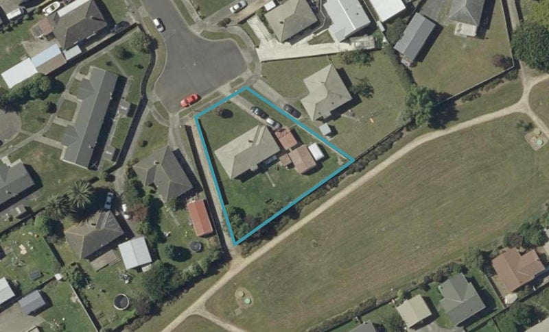 14 Forth Terrace, Roslyn, Palmerston North - Carousel 1