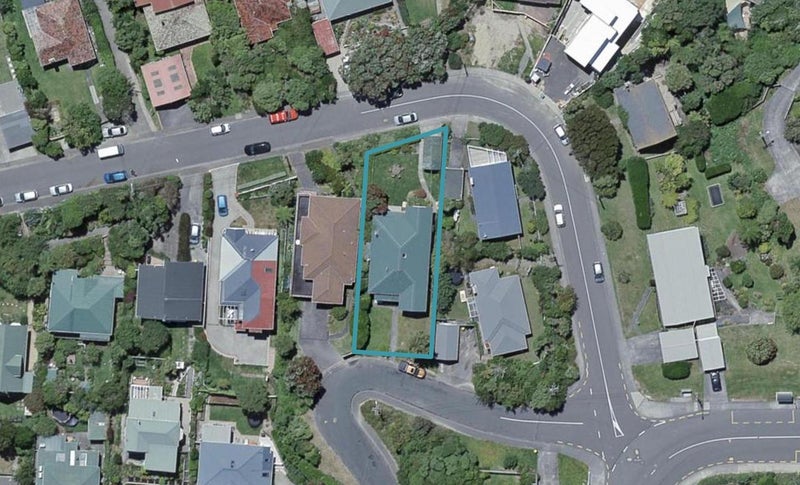 33 Woburn Road, Northland, Wellington - Carousel 1