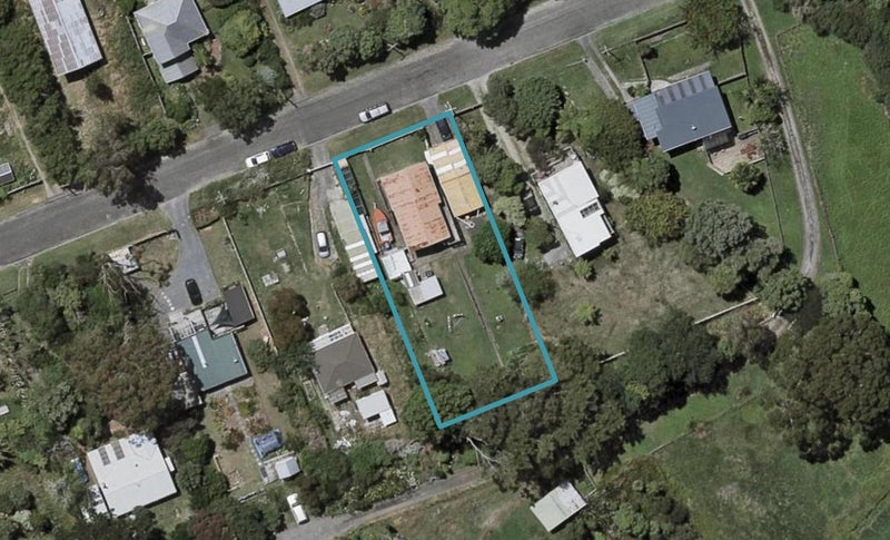 15 Toroa Road, Otaihanga, Paraparaumu - Carousel 1
