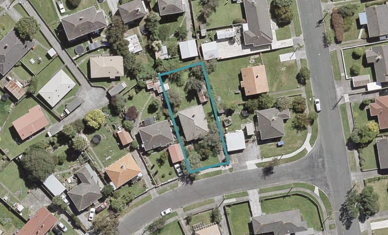49 Milne Crescent, Taita, Lower Hutt - Carousel 1
