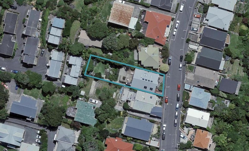 56 Overtoun Terrace, Hataitai, Wellington - Carousel 1