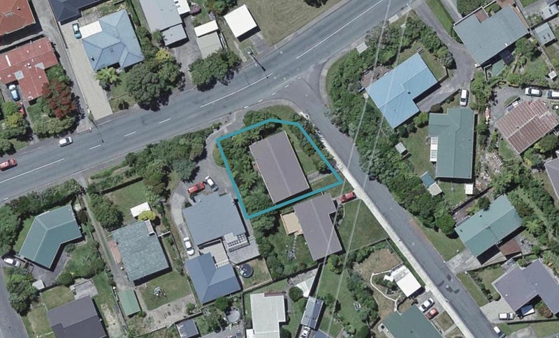 2 Bloomsbury Grove, Newlands, Wellington - Carousel 1
