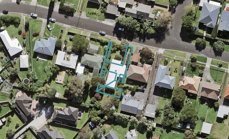 4/133 Haverstock Road, Sandringham, Auckland - Carousel 1