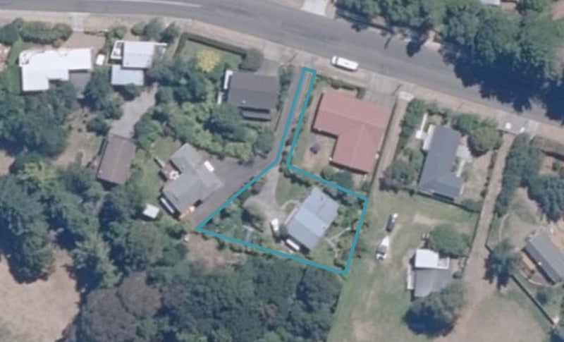 33 Hawai Street, Two Mile Bay, Taupo - Carousel 1