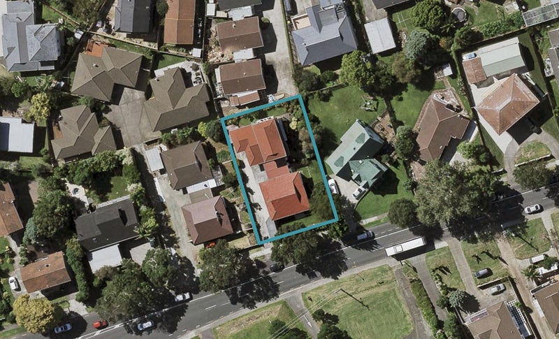 12A Redoubt Road, Goodwood Heights, Auckland - Carousel 1