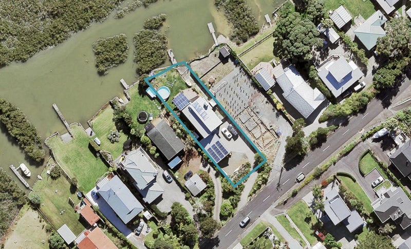14 The Terrace, Herald Island, Auckland - Carousel 1