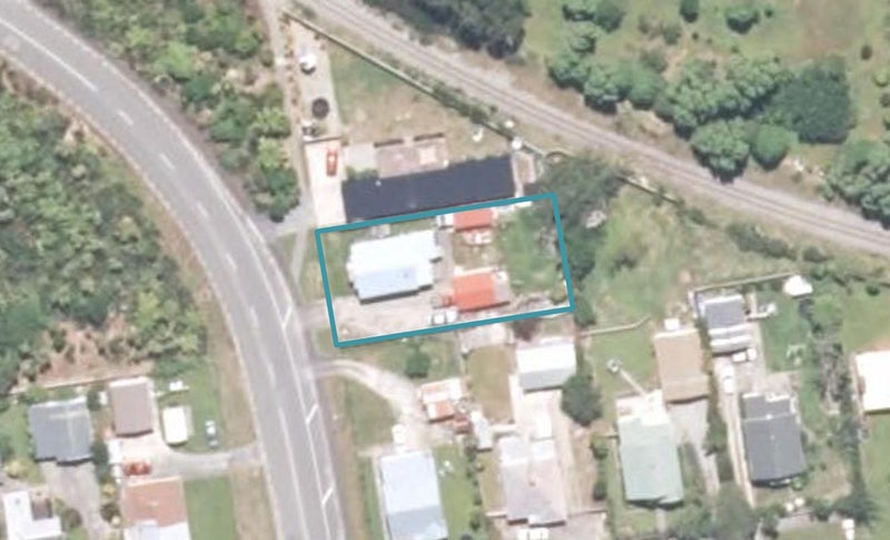 1 Menzies Street, Westport, Westport - Carousel 1