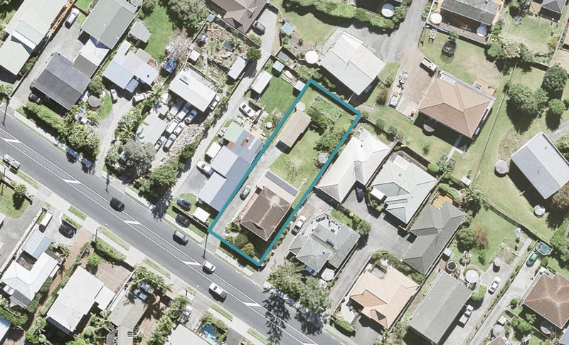 762 Whangaparaoa Road, Manly, Whangaparaoa - Carousel 1
