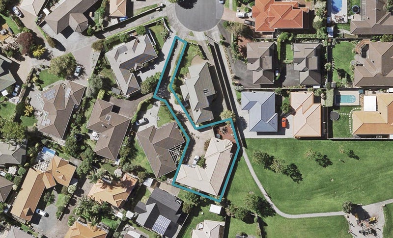 20 Travers Place, Northpark, Auckland - Carousel 1