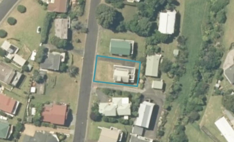 211 Russell Bruce Place, Onemana, Whangamatā - Carousel 1