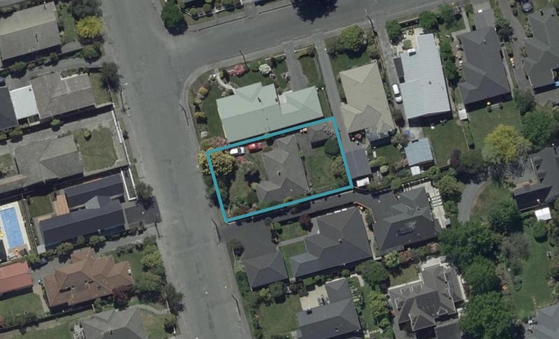8 Chepstow Avenue, Fendalton, Christchurch - Carousel 1