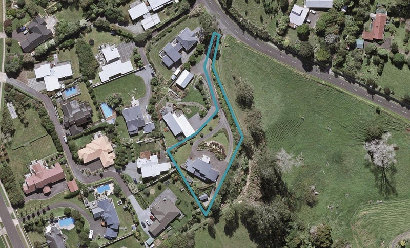 58B Veale Road, Frankleigh Park, New Plymouth - Carousel 1