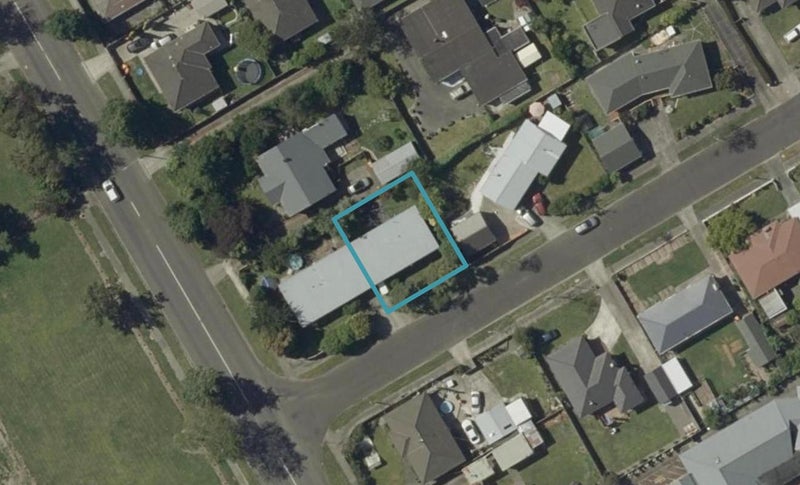 1A Glasgow Street, Takaro, Palmerston North - Carousel 1