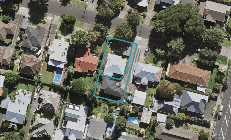 4 Oak Street, Royal Oak, Auckland - Carousel 1