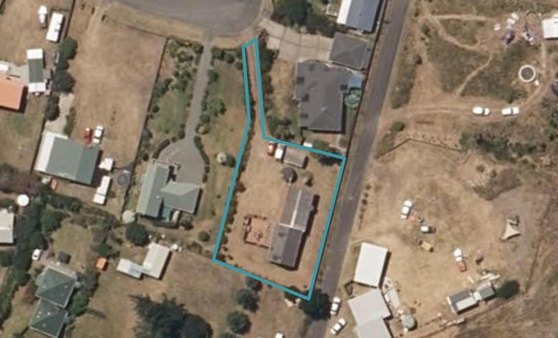 23 Arataki Street, WAITARERE BEACH, LEVIN - Carousel 1