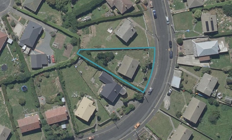 28 Mooltan Street, Halfway Bush, Dunedin - Carousel 1