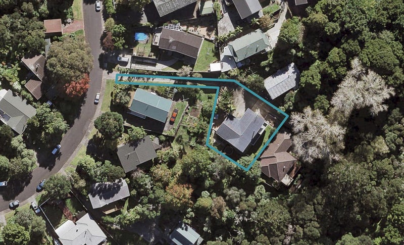 23 Ridgewood Crescent, Birkenhead, Auckland - Carousel 1