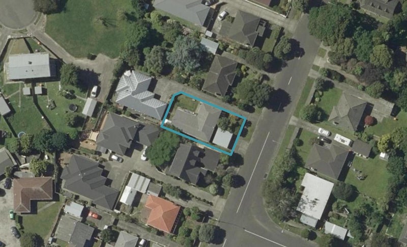 76 Manawatu Street, Hokowhitu, Palmerston North - Carousel 1