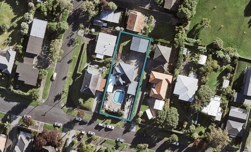 25 Fairlands Avenue, Waterview, Auckland - Carousel 1
