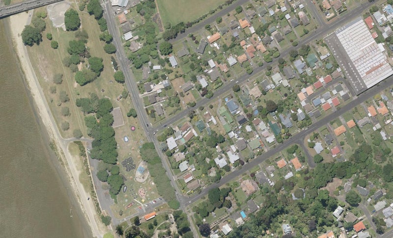 4 Nixon Street, Whanganui East, Whanganui - Carousel 1