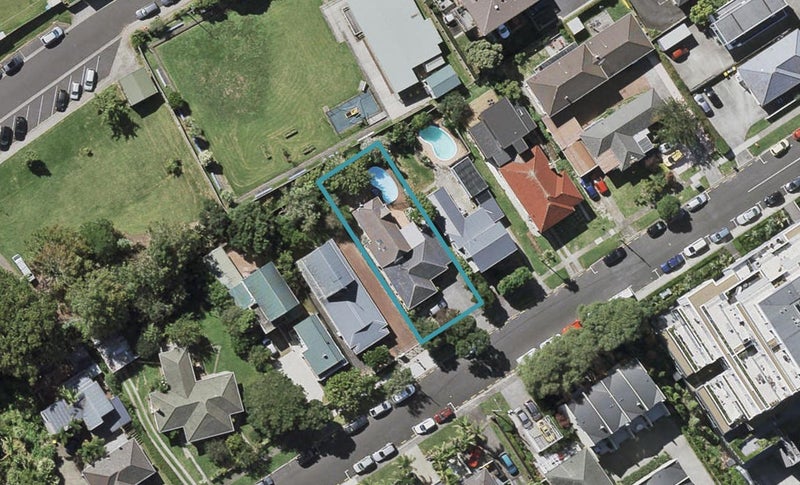 27 Huron Street, Takapuna, Auckland - Carousel 1