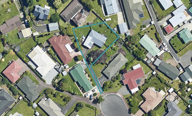 14 Barraud Place, Pukehangi, Rotorua - Carousel 1