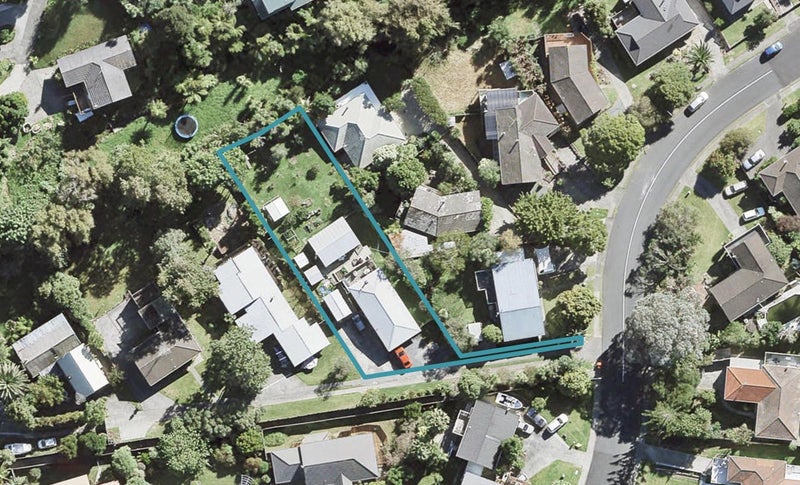 69 Alexander Avenue, Torbay, Auckland - Carousel 1