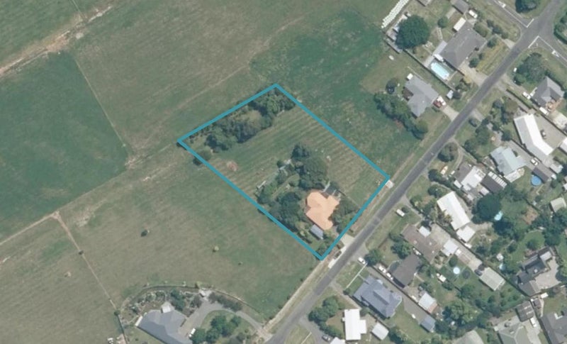 18 Sheehan Street, Bay View, Napier - Carousel 1