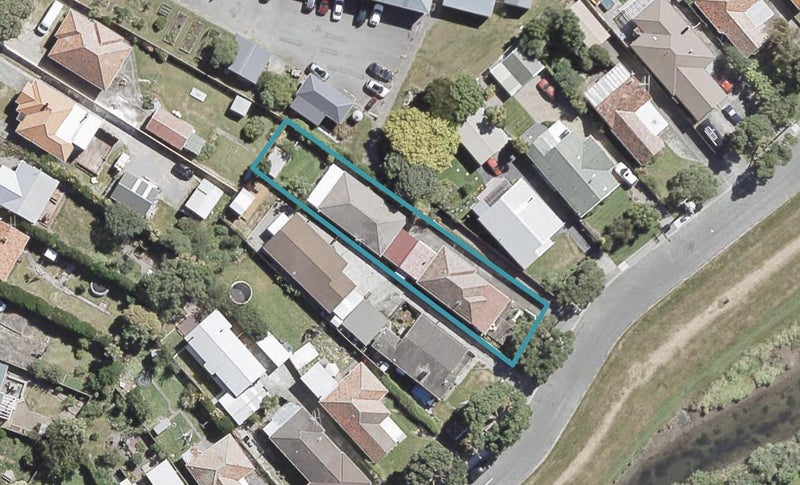 17A Riverside Drive, Waiwhetu, Lower Hutt - Carousel 1