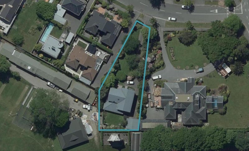 7 Weka Street, Fendalton, Christchurch - Carousel 1