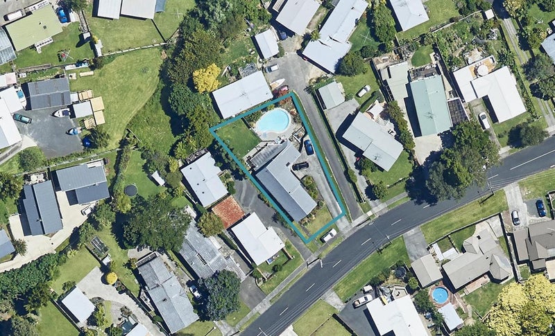 81 Sherwood Street, Bellevue, Tauranga - Carousel 1