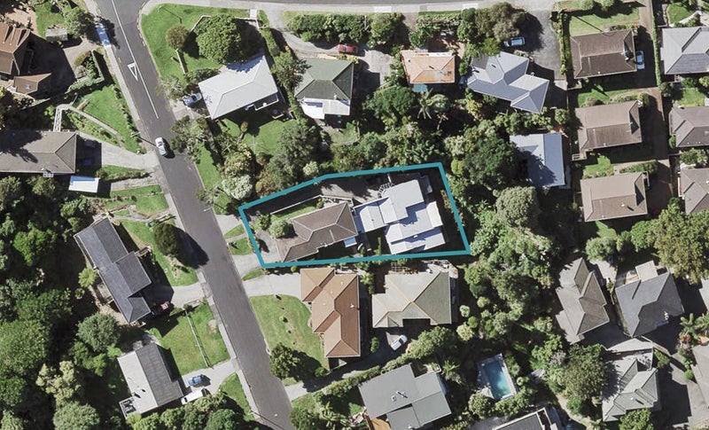 2/8 Waterloo Street, Howick, Auckland - Carousel 1