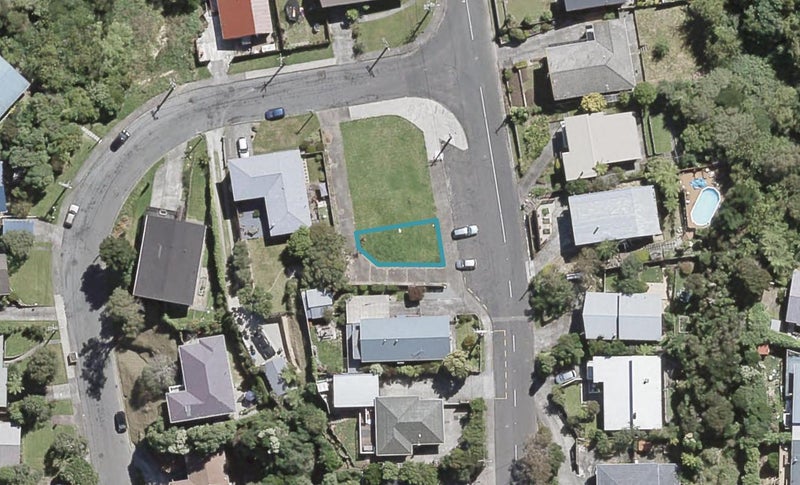 24 Lord Street, Stokes Valley, Lower Hutt - Carousel 1