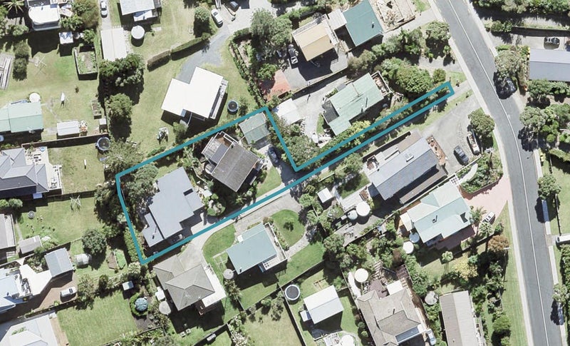 47 Everard Avenue, Army Bay, Whangaparaoa - Carousel 1