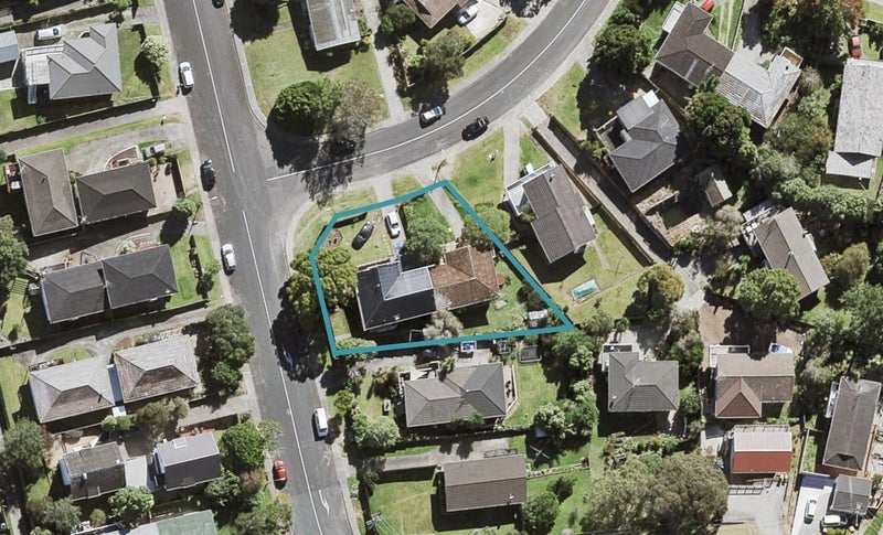 1/1 Cantina Avenue, Bayview, Auckland - Carousel 1