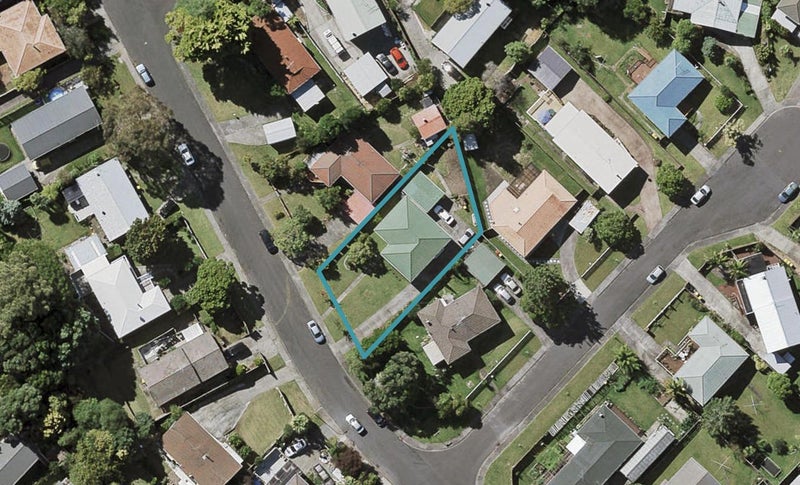 11 Sequoia Place, Sunnynook, Auckland - Carousel 1