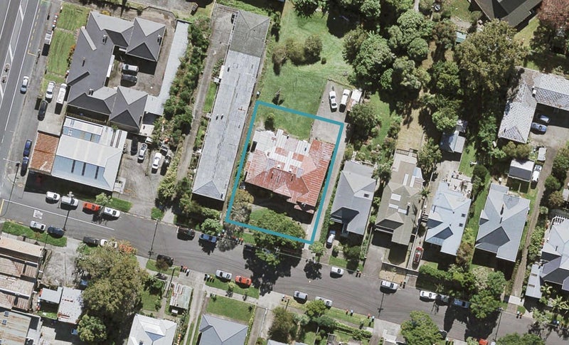 4 Herbert Road, Mount Eden, Auckland - Carousel 1
