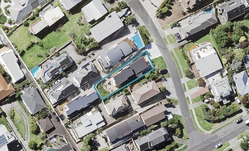 6 Te Akau Crescent, Bucklands Beach, Auckland - Carousel 1